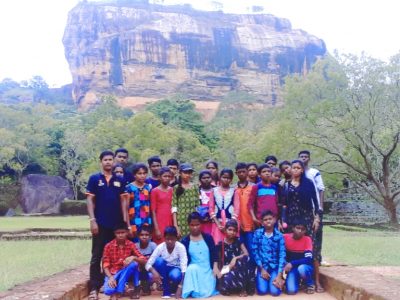 Visiting Sigiriya Rock (1)